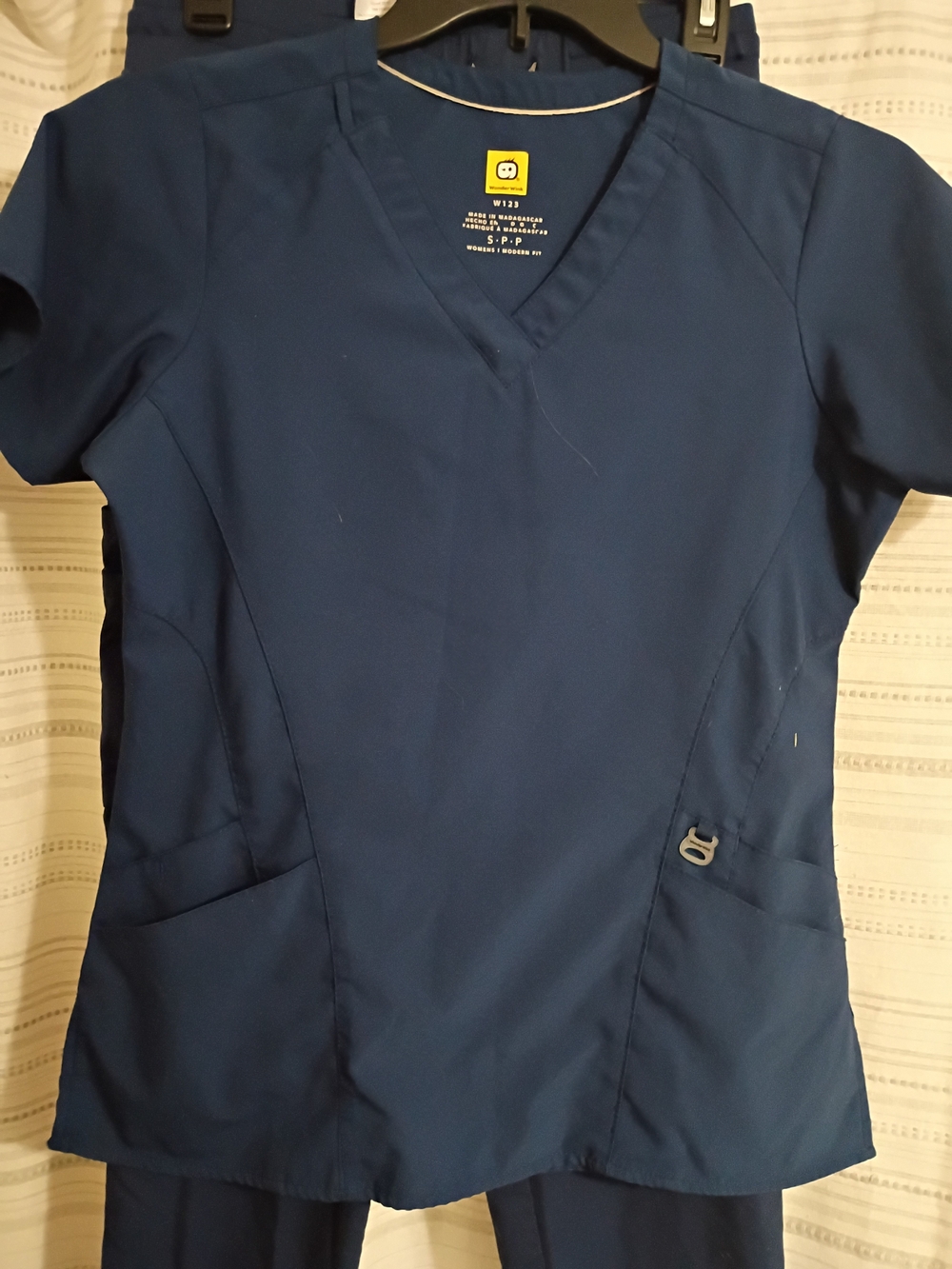 WonderWink Navy V-Neck Short Sleeve Scrub Top